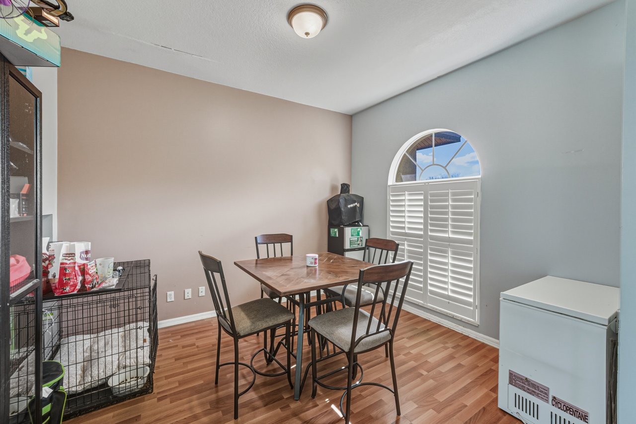 3926 Meadowlark Court