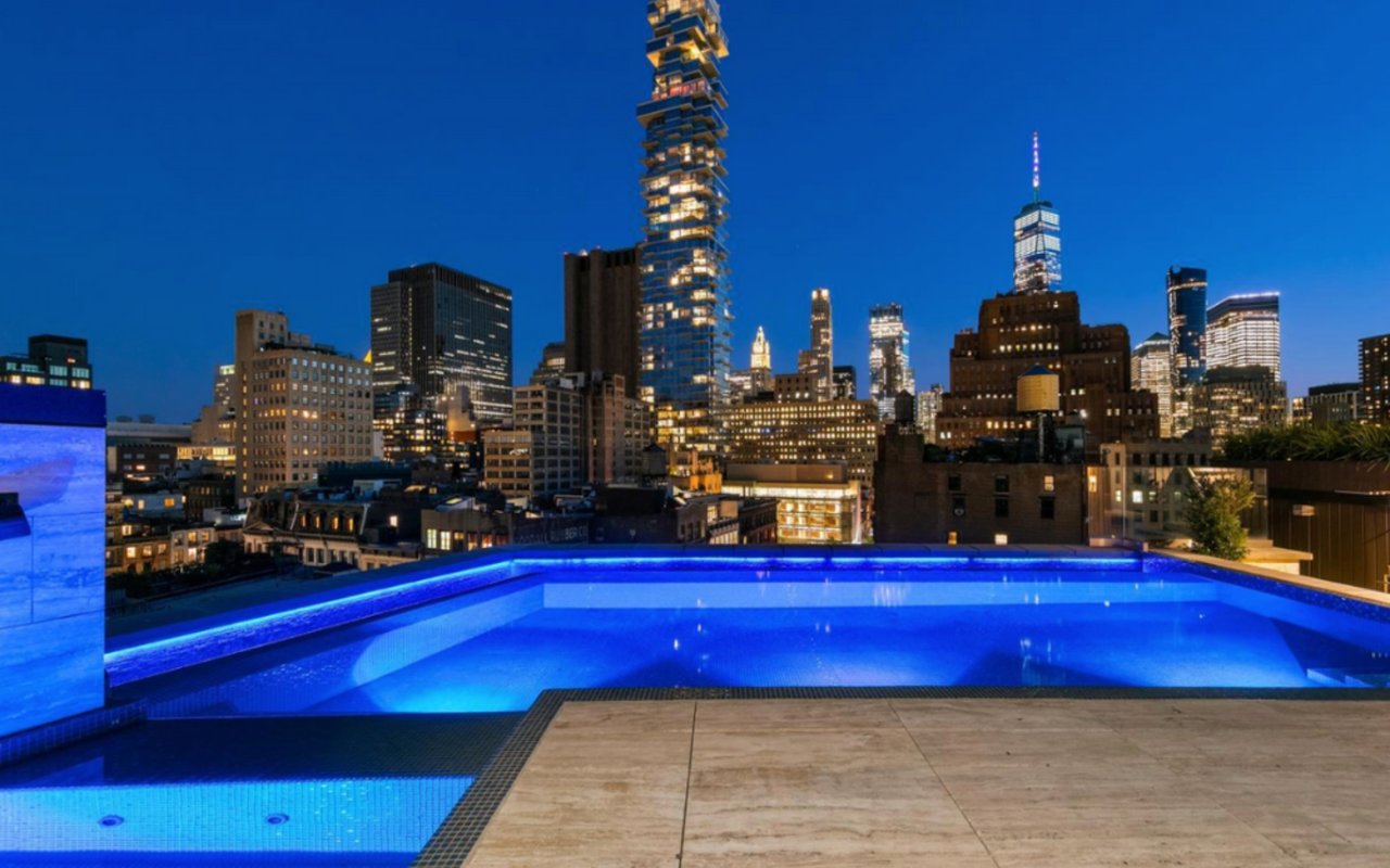 What To Consider When Buying A Home With A Hot Tub