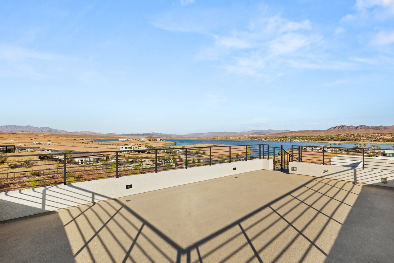 36 Rainbow Point Place