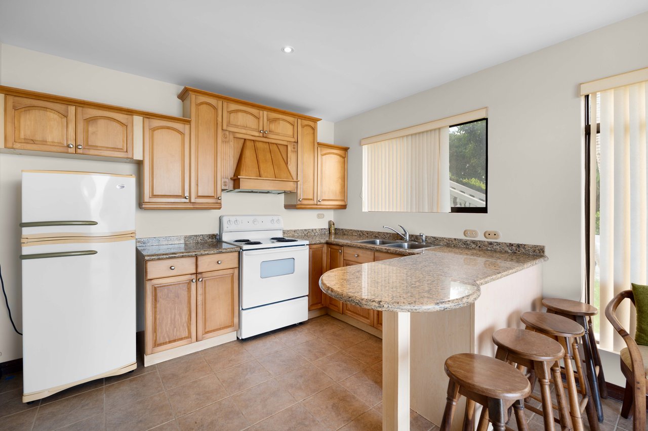 Flamingo Cove #1 | Spacious 2-Bedroom Ocean View Condo.