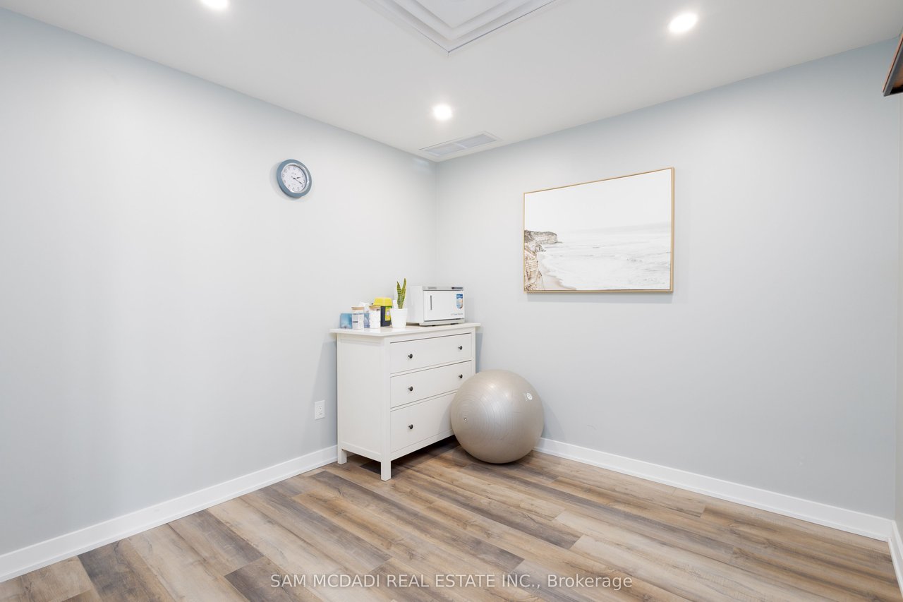3466 Mavis Rd, #4