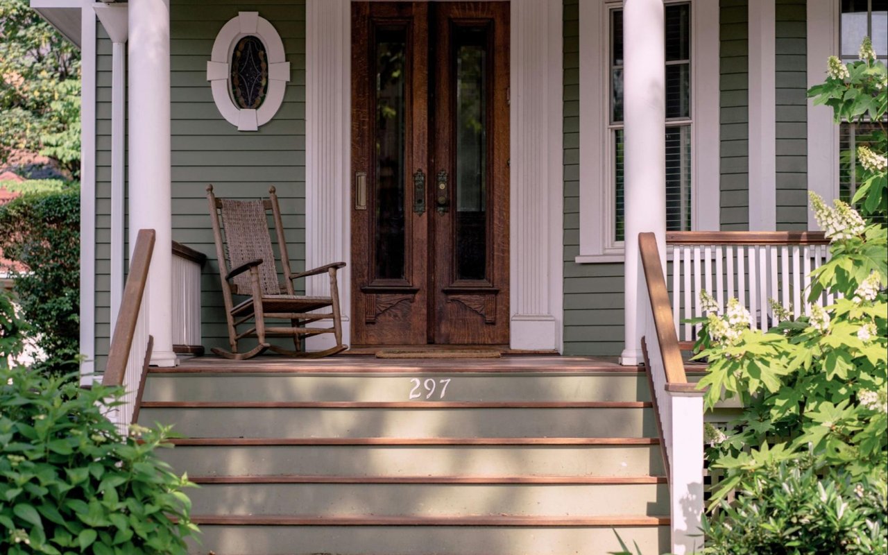 Decoding the Relationship Between Home Age and Market Value