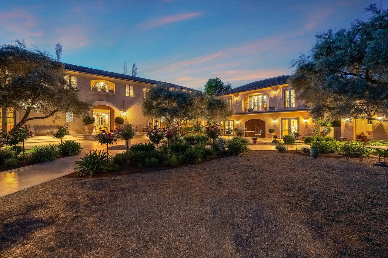 Mills Lane, St. Helena