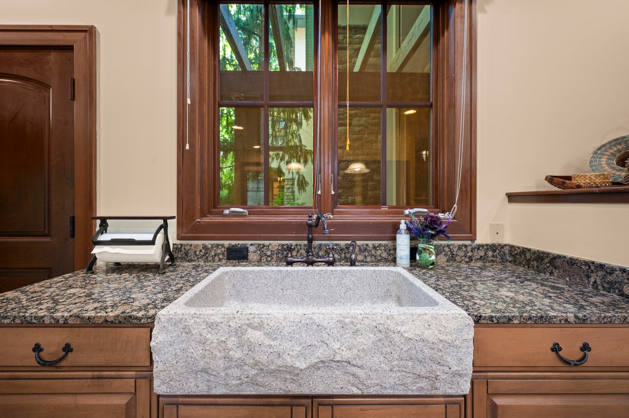 Wooded Coastal Retreat