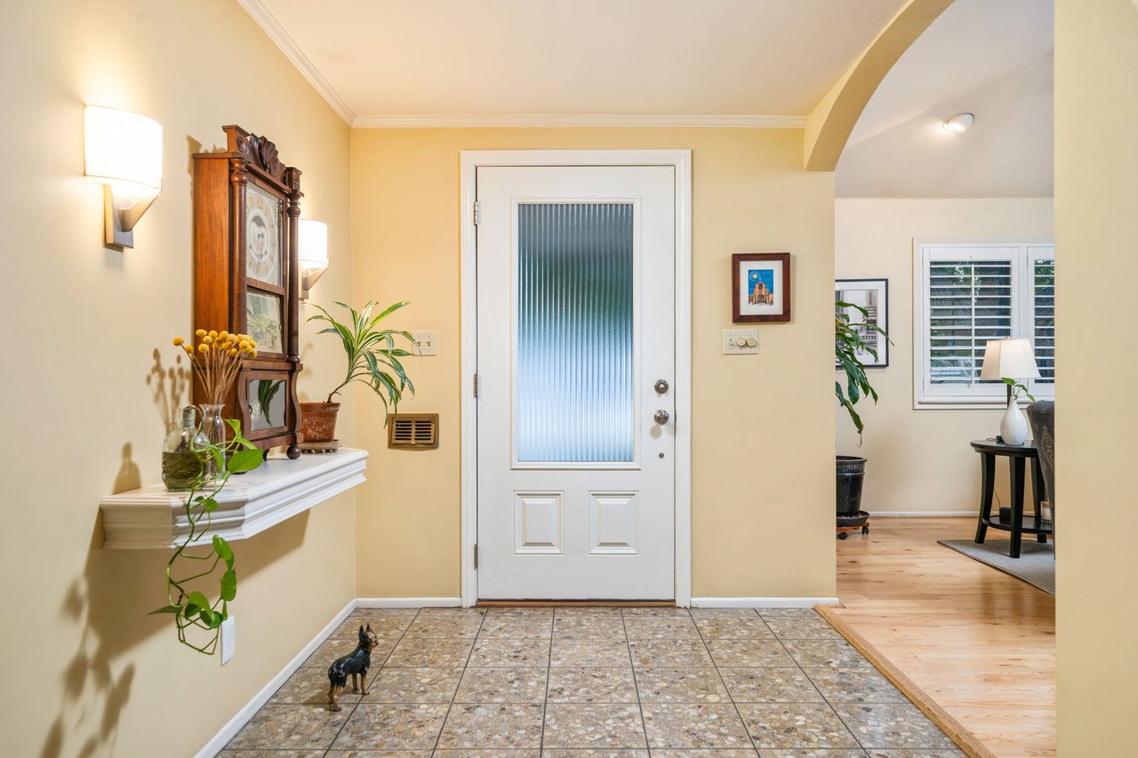 257 W Sonora Place