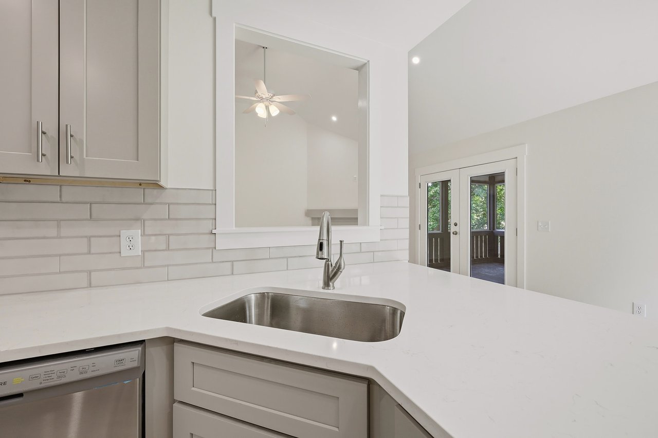 6 Kingfisher Circle, Savannah, GA 31419