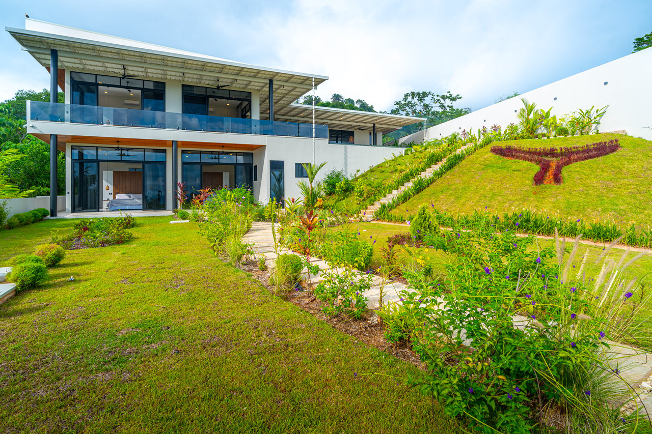 Lion's Gate Sunset Estate