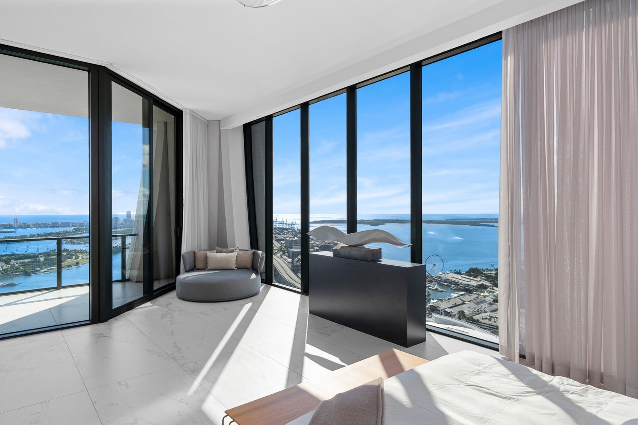 One Thousand Museum Lower Penthouse 4901