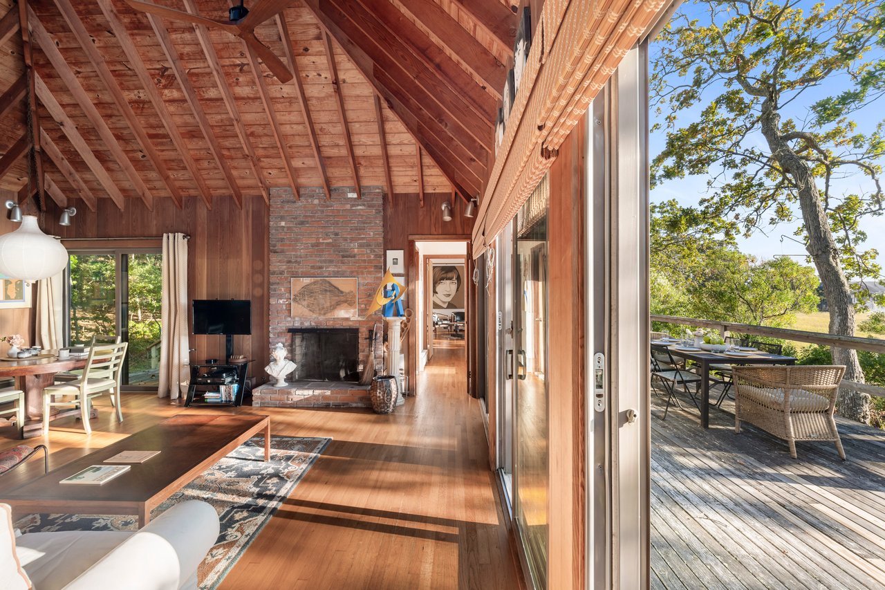 100 Gerard Drive, East Hampton