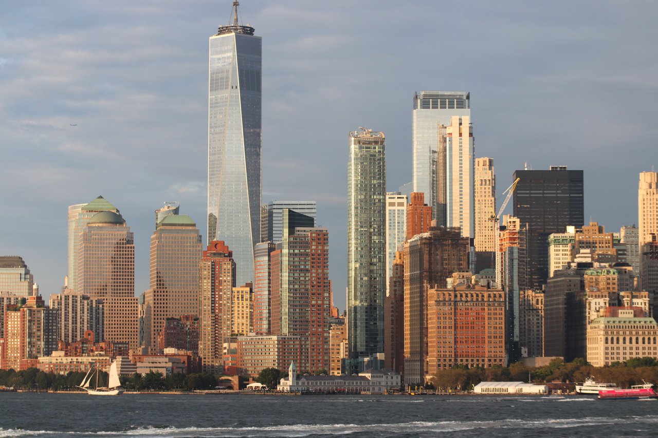 189 Schermerhorn luxury condominium at 189 Schermerhorn Street in Downtown Brooklyn featuring contemporary architecture, full-service amenities, and panoramic skyline views.