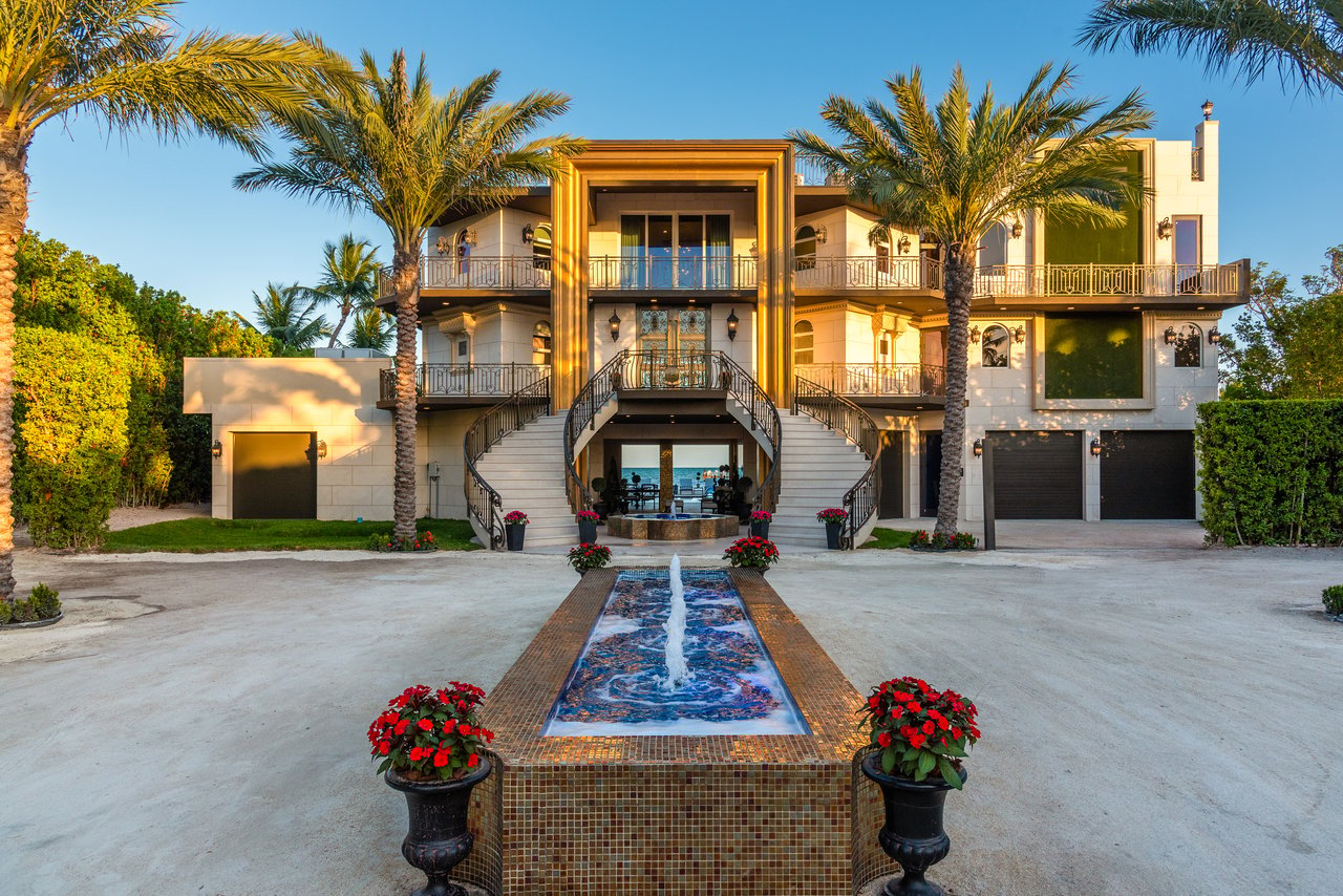 Chateau On The Ocean