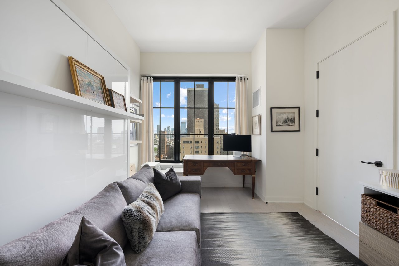 959 First Ave, Unit 17C