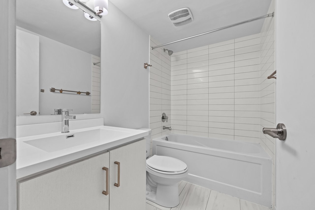 31 Honeycrisp Cres Townhouse 57