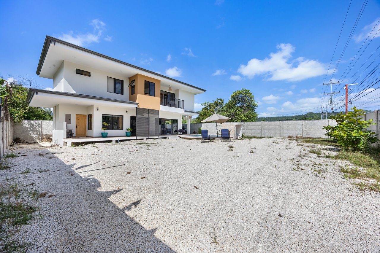 Casa Murillo | Stunning Brand-New 4-Bedroom Home with Private Pool in El Llano