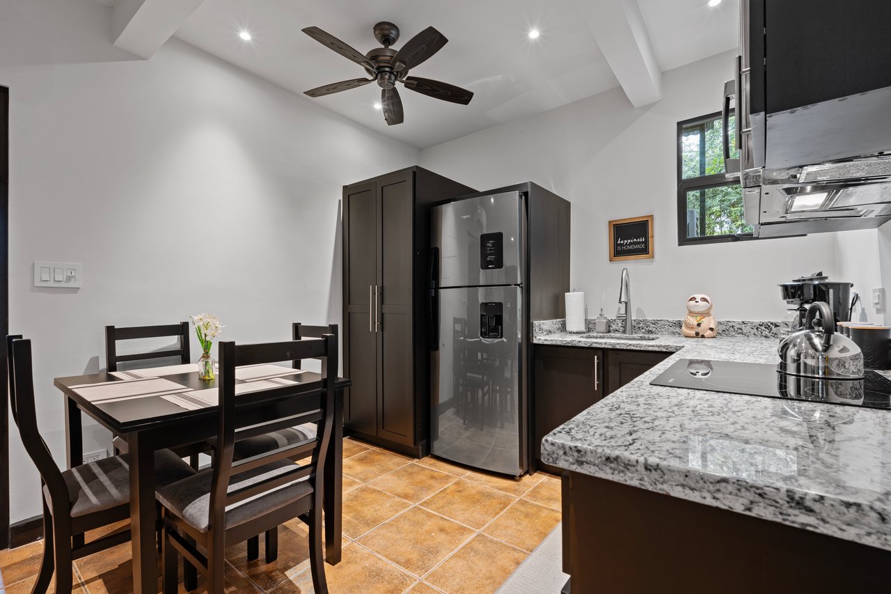 Laughing Gecko Suites | Beach Suites / Boutique Hotel For Sale