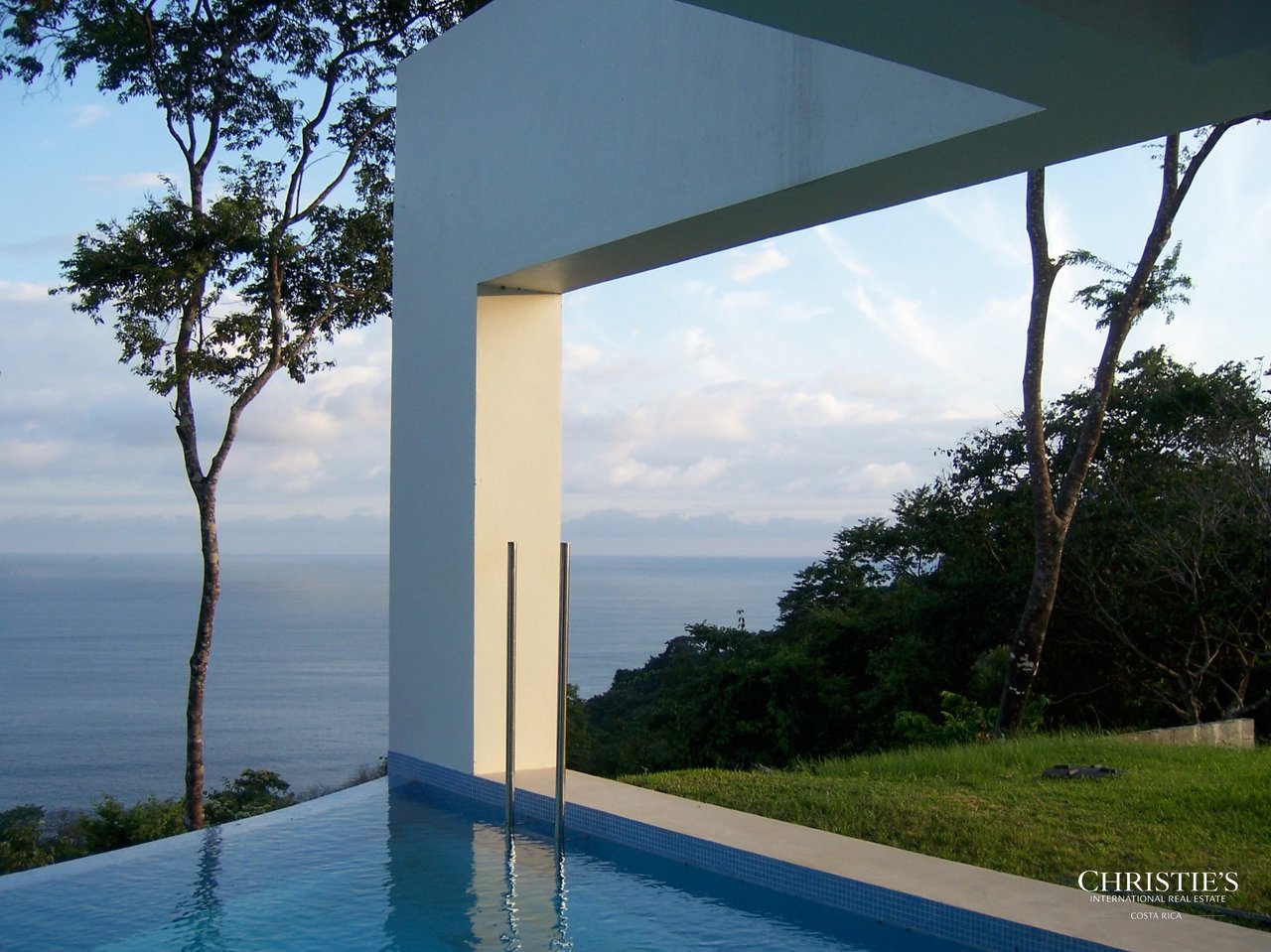 Jungle and Ocean Architectural Masterpiece