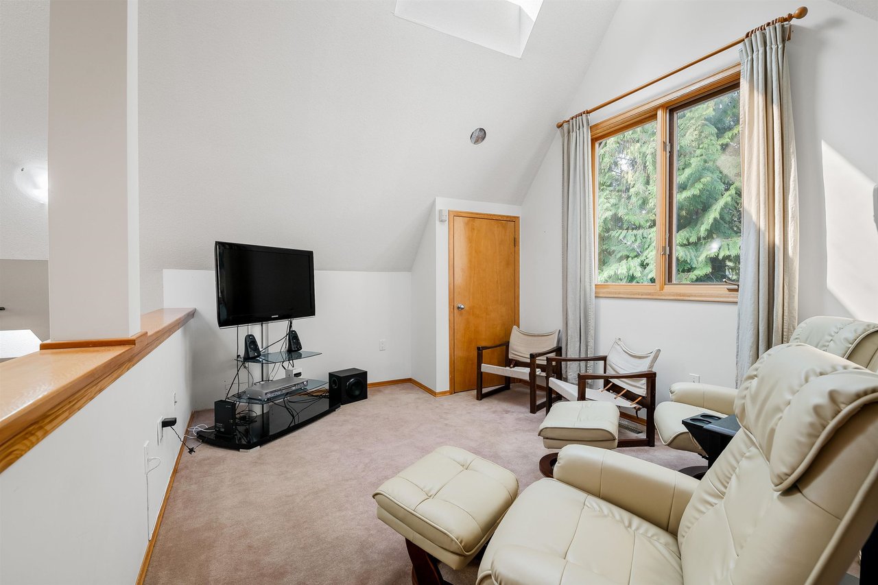 3 Garibaldi Dr