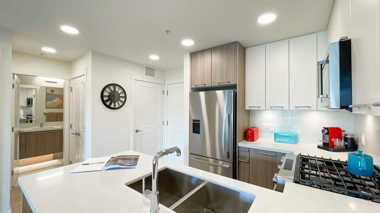 303-14022 N Bluff Rd