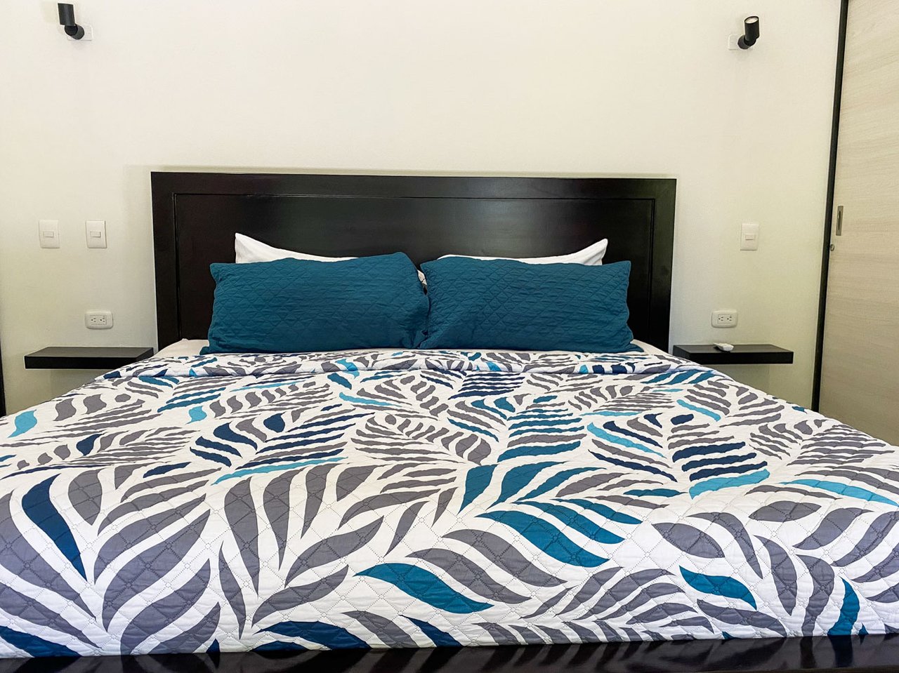 Tropical 4-Bedroom Home for Sale in Uvita | Pool & Airbnb Income