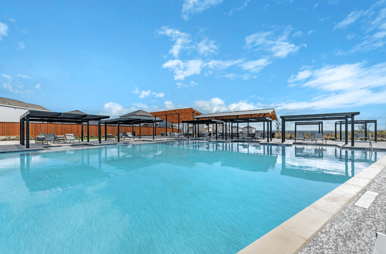 Move In by 12/31 up to 8 WEEKS FREE + $1500 Gift Card!