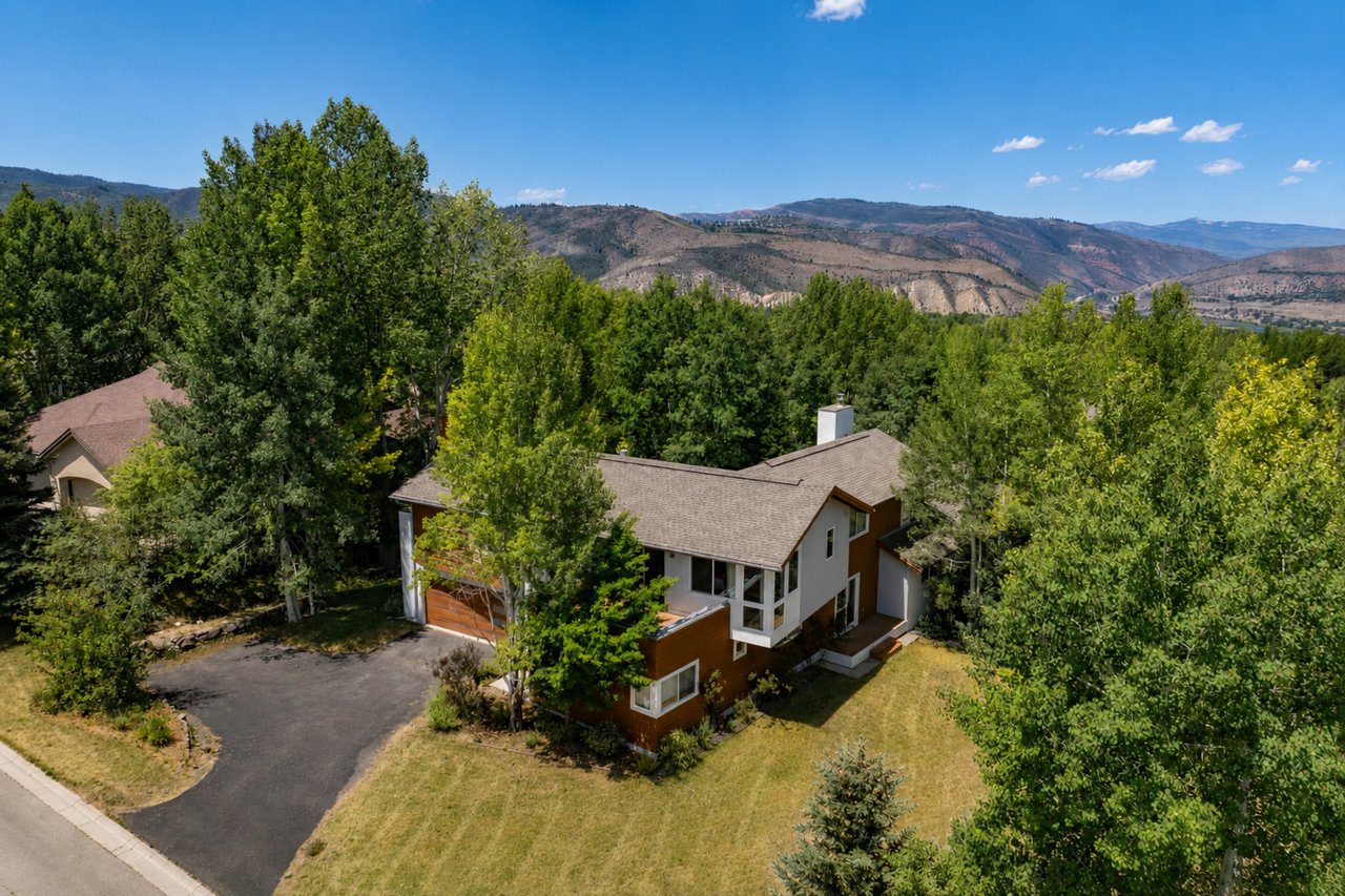 11 Russell Trail