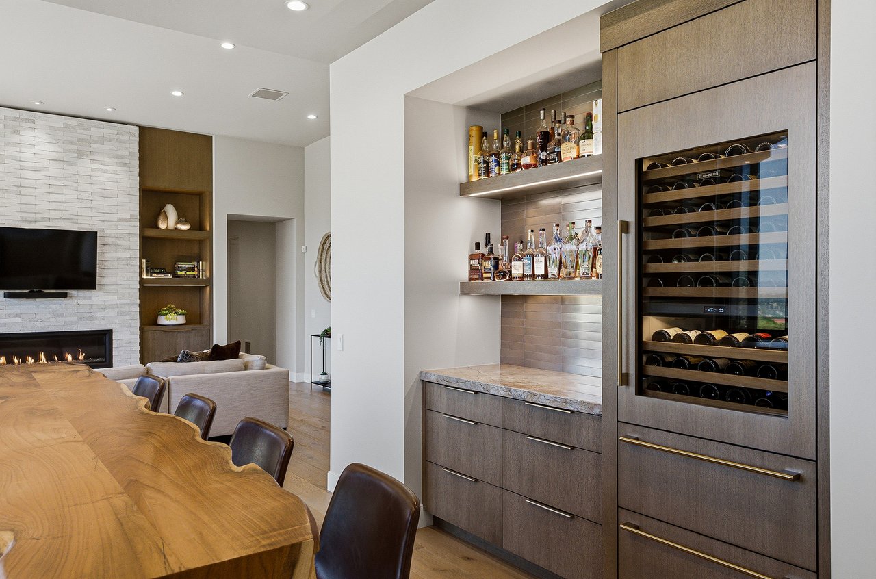 5411 E ROADRUNNER Road