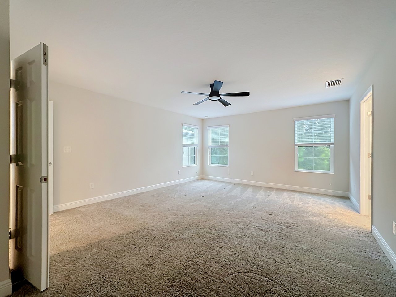 Move-In Ready Pelican in Hawkstone — No Builder Wait, $40K in Upgrades