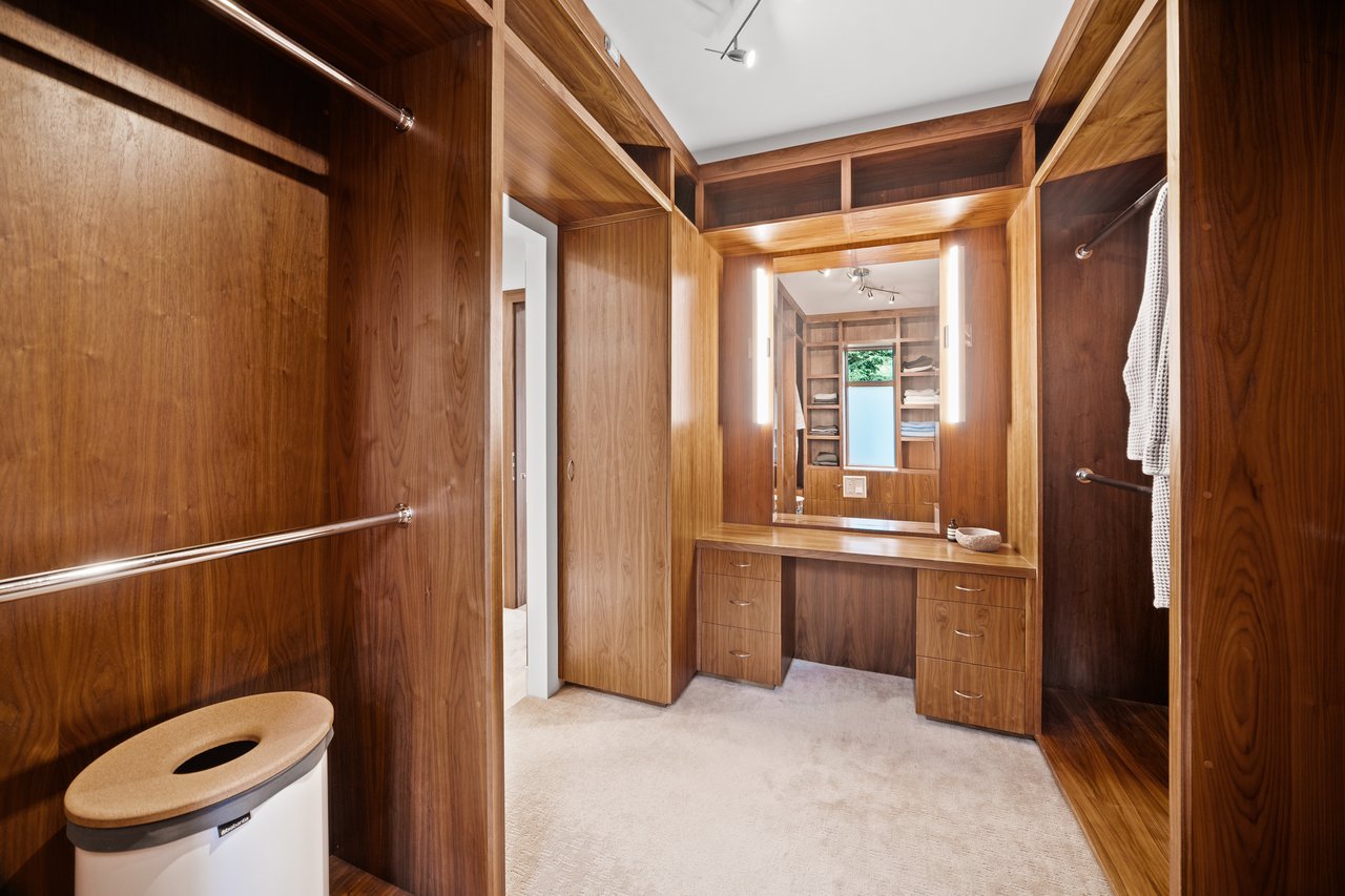 Refined Mountain Living at Cairns Landing