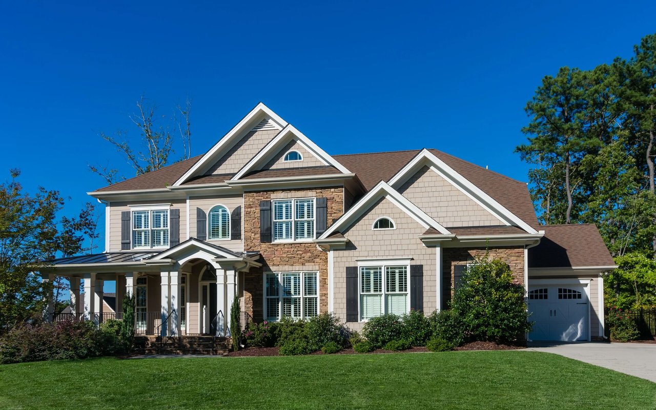 Roslyn Estates