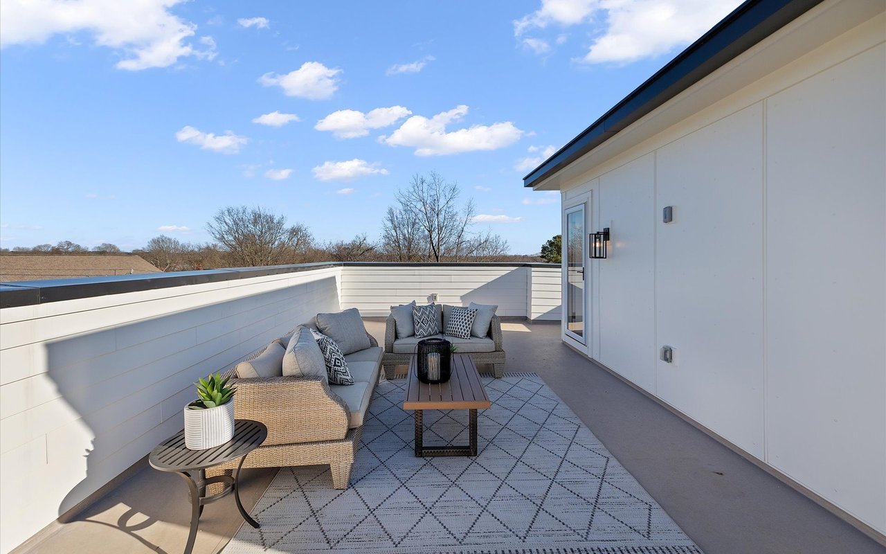 813 N Roxboro Street