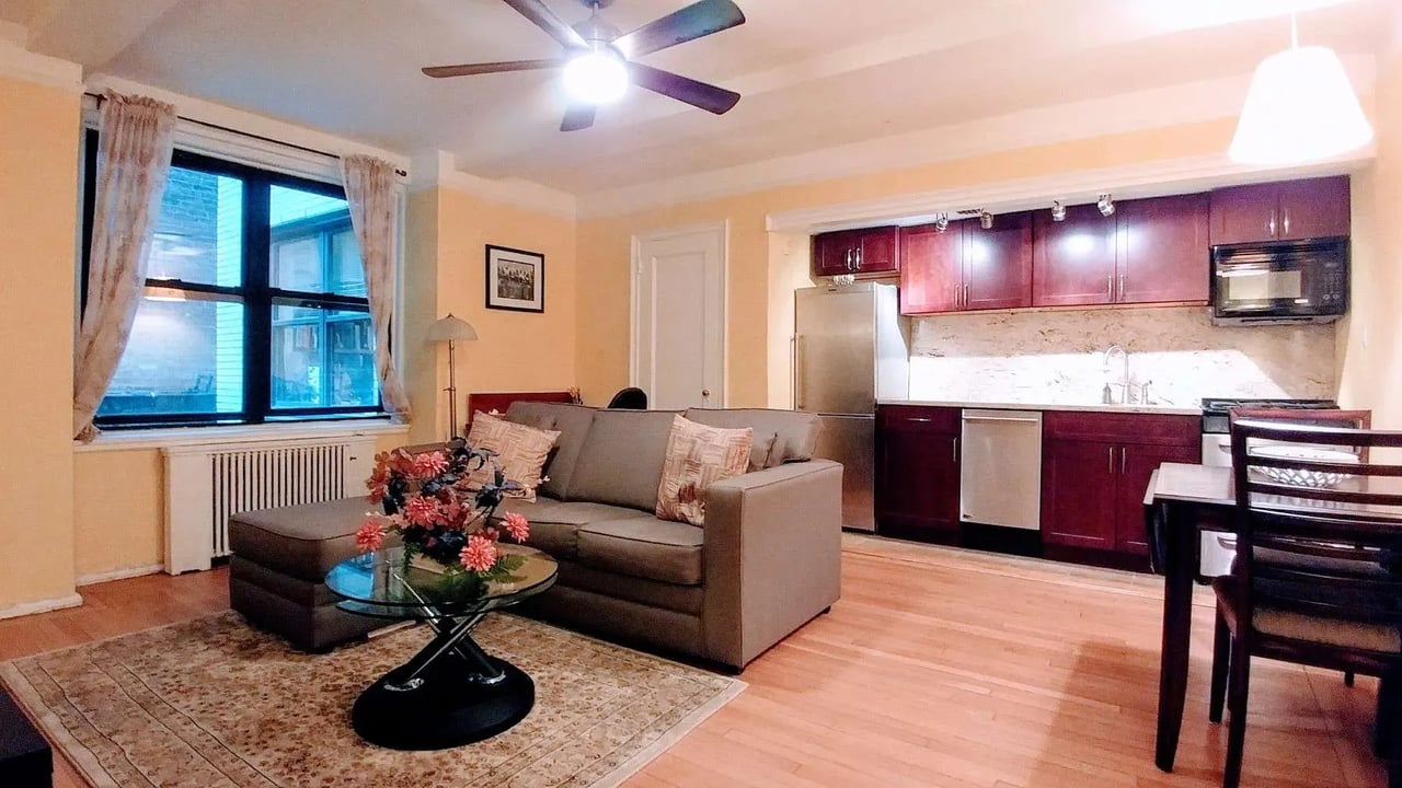 140 East 28th St #1H