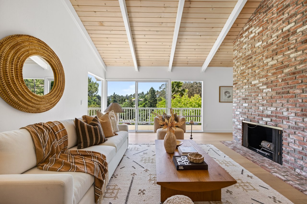 A Tasteful Renovation Meets Timeless Mid-Century Architecture