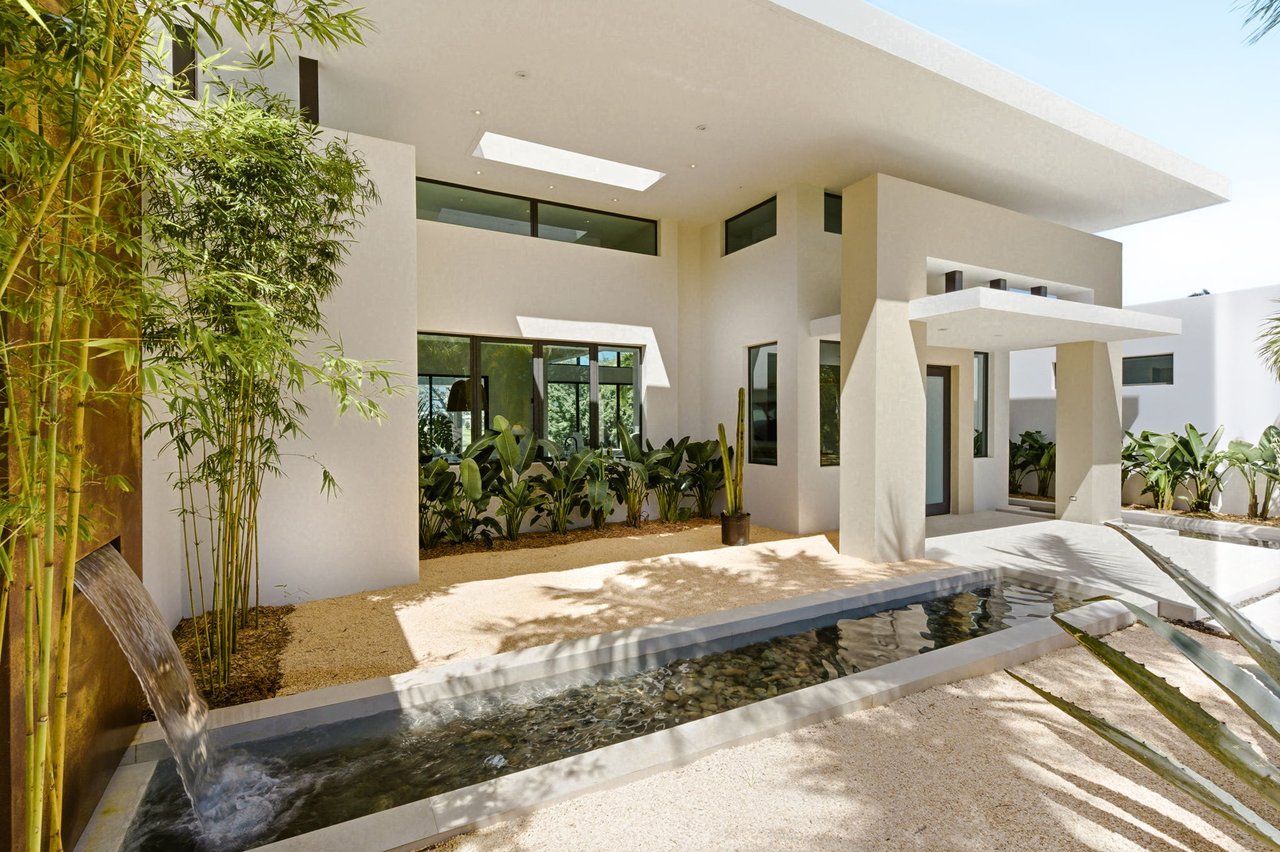 11 GOLF VIEW DRIVE #11