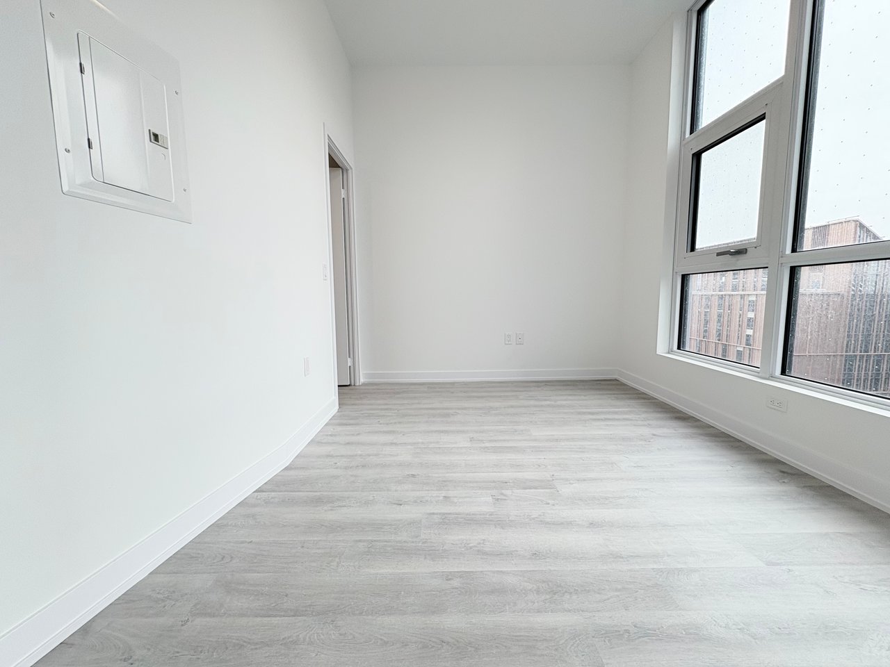 15 Richardson Street Unit: 1207