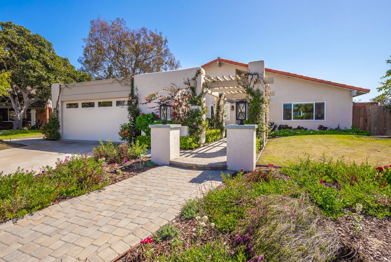 1002 Guildford Ct