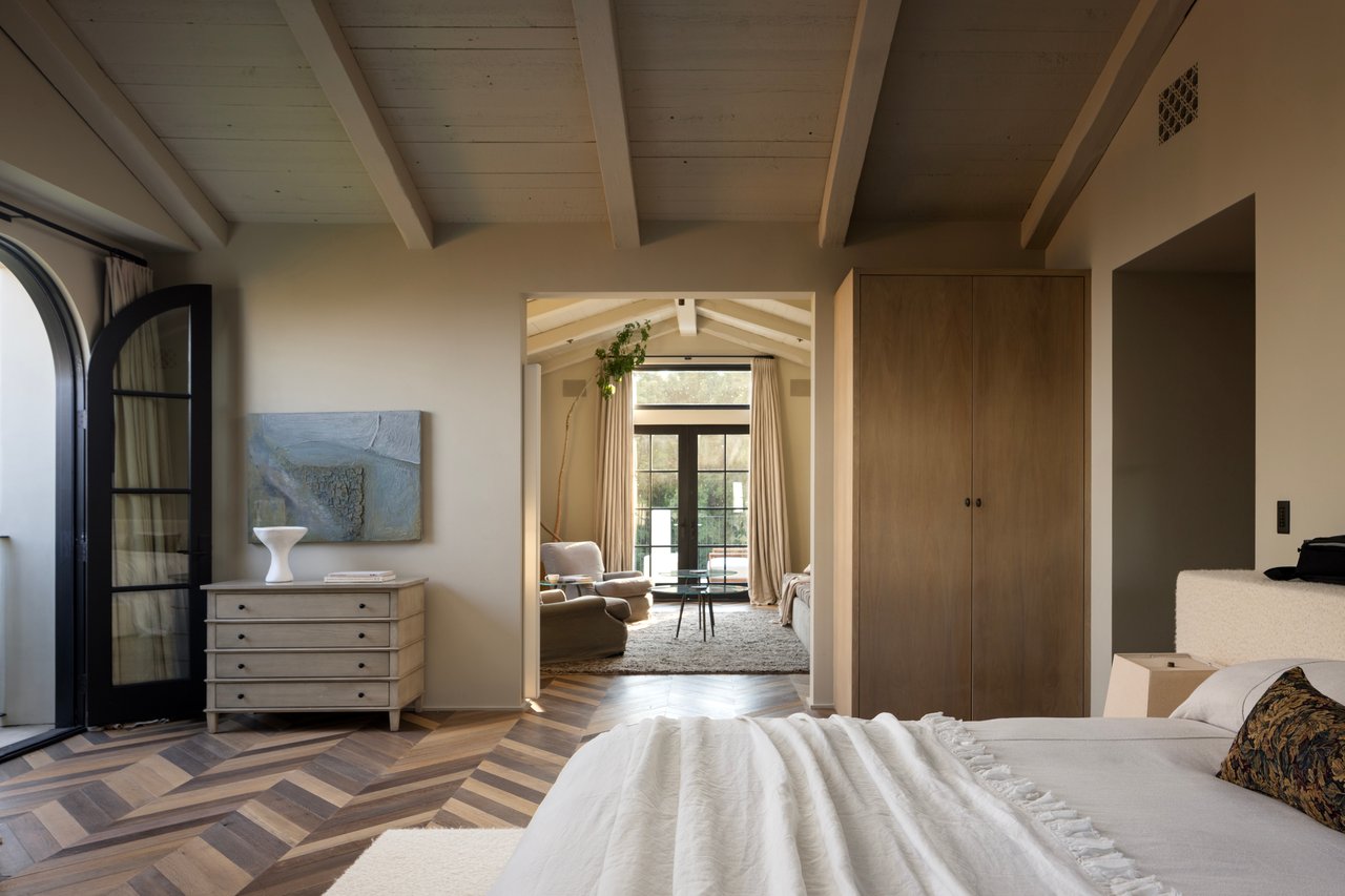 2401 Nottingham Ave, Los Feliz