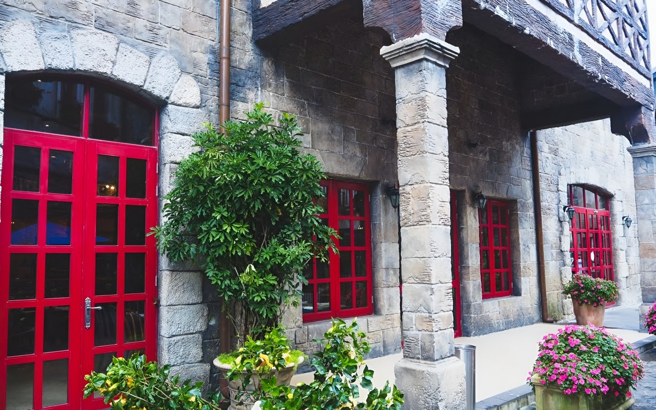 The Historic Burns Court District