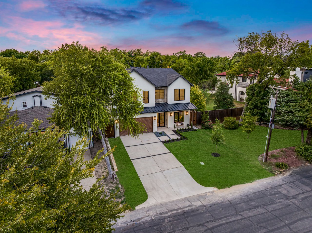 8815 San Leandro Drive