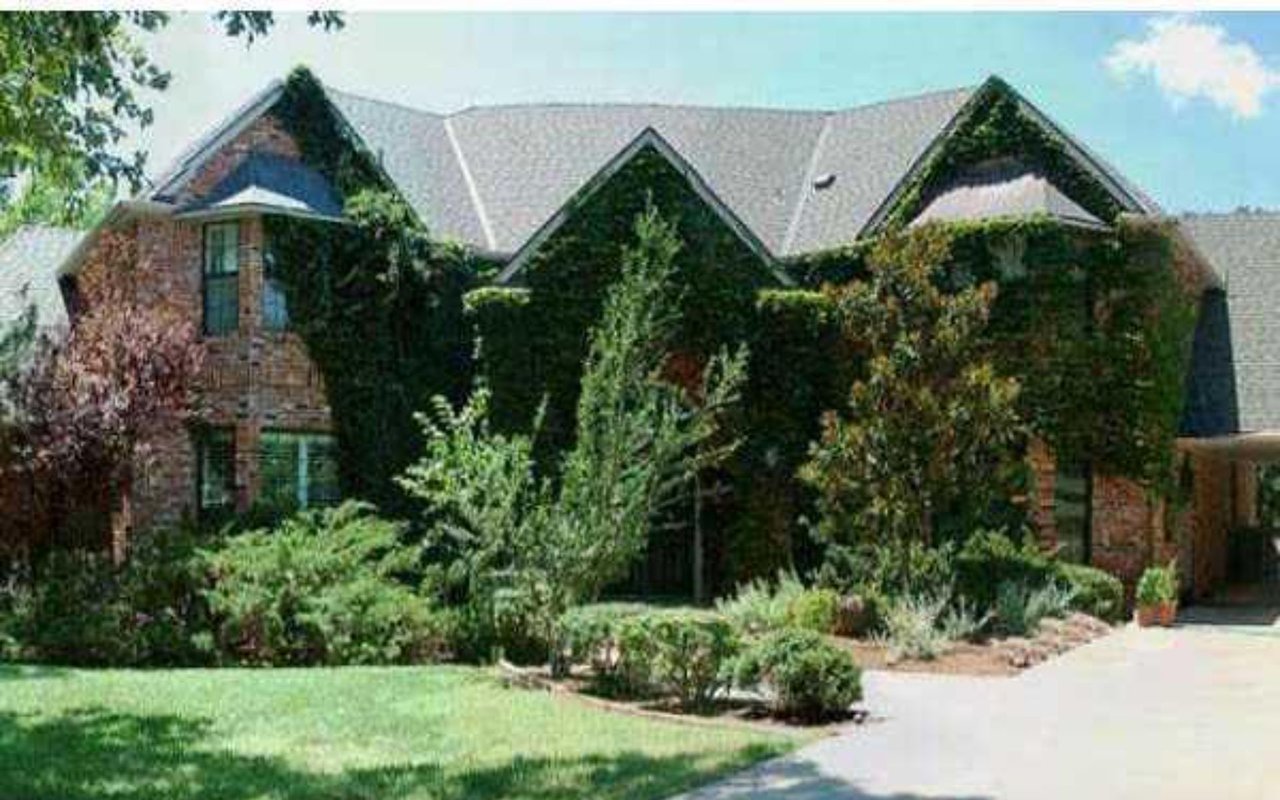 2101 Woodhill Rd