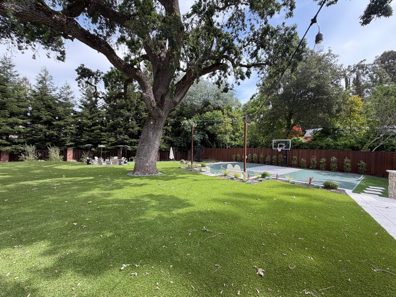 Exclusive Listing - 786 Los Palos Manor