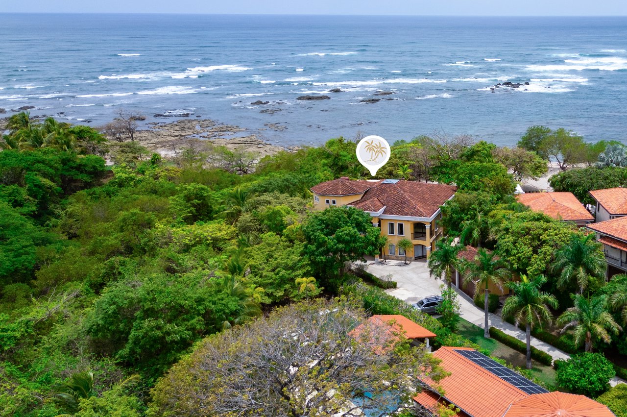 Casa Neptuno Beachfront Home  - Hacienda Pinilla