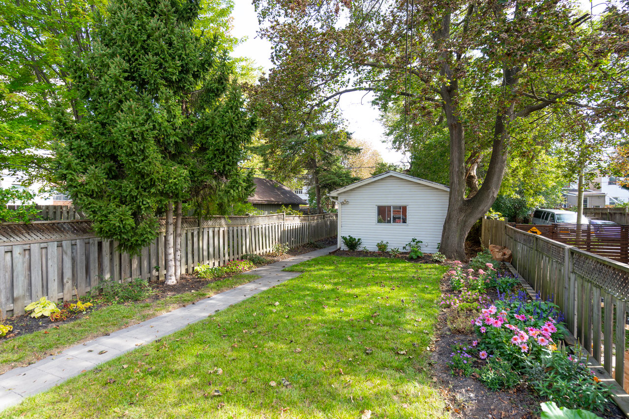 75 Wayland Avenue