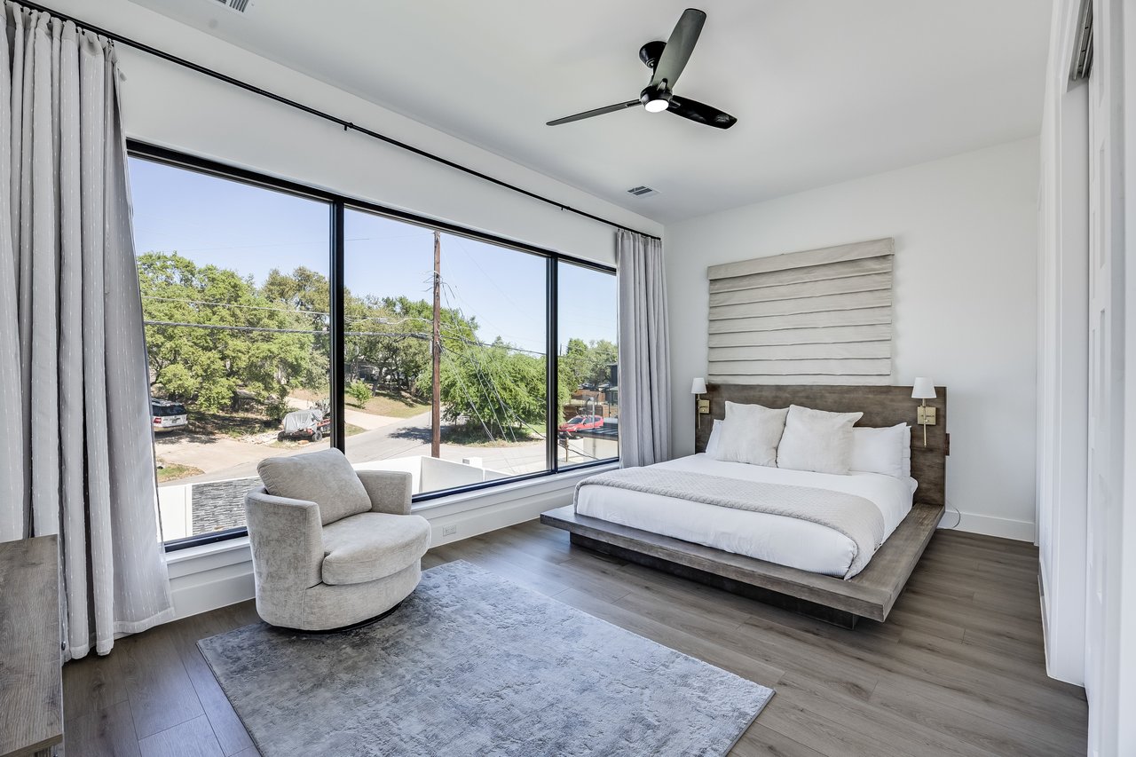 3138 Chisholm Trail