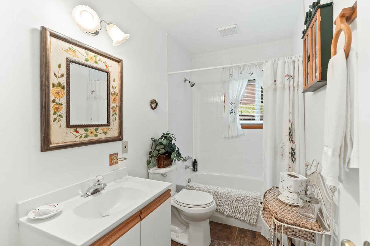 1601 CLAUDE BROWN ROAD