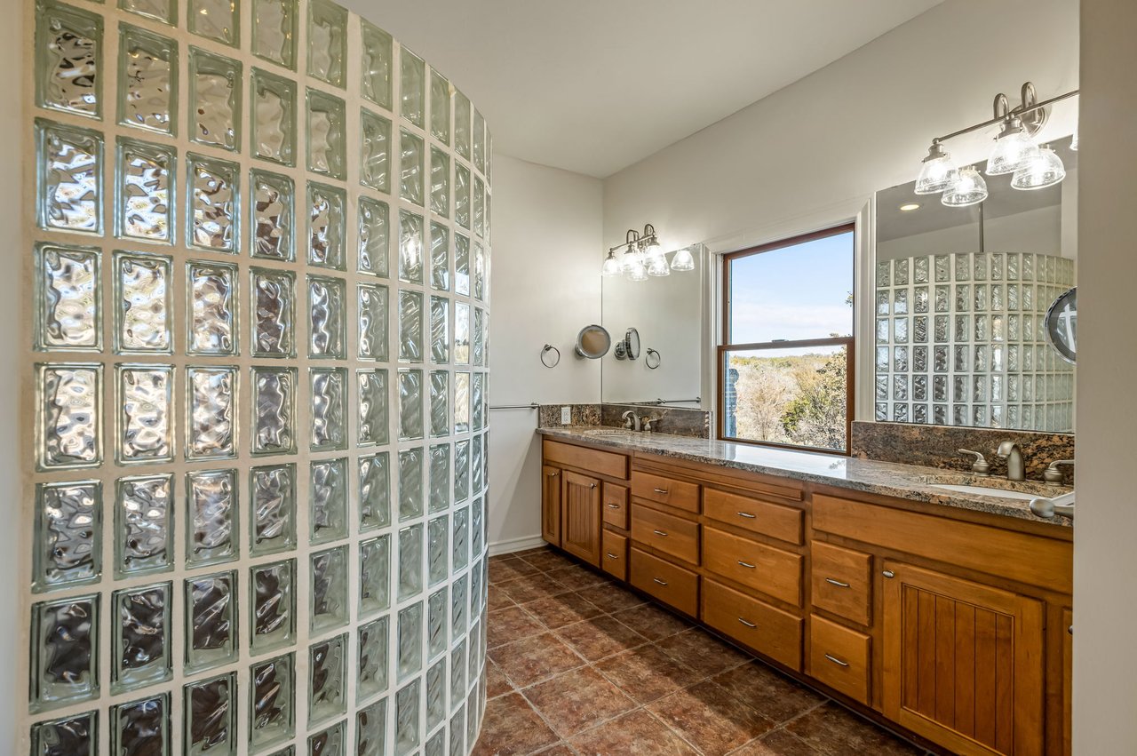 4300 Travis Peak Trail