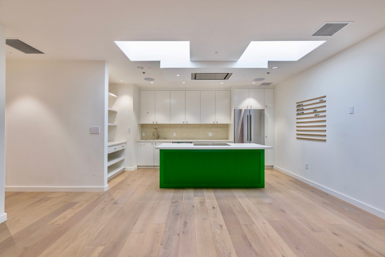 3058 N. Lima St.