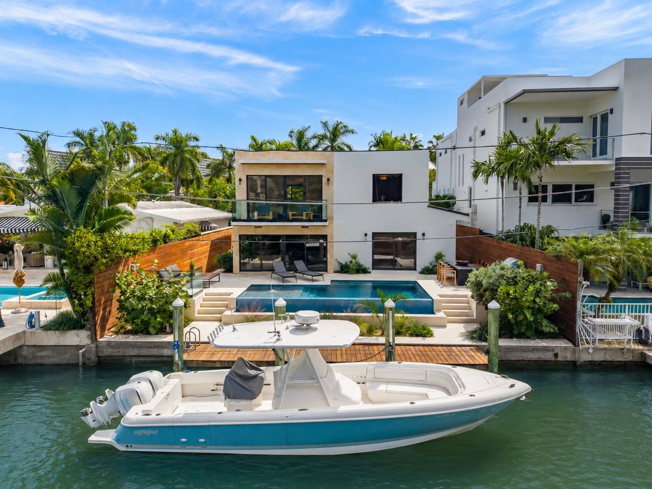 1815 Fairhaven Pl, Miami