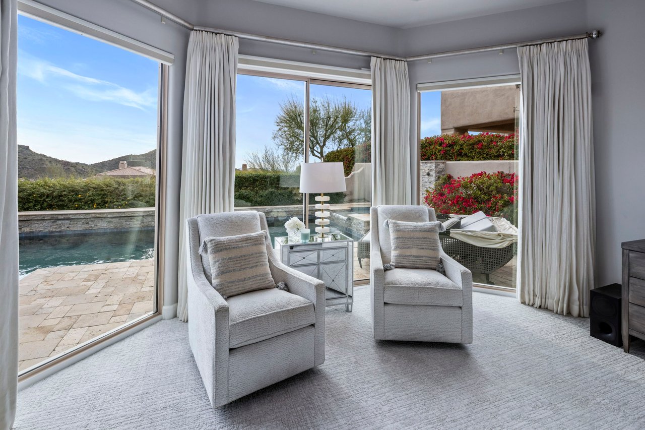 11129 E JUAN TABO Road