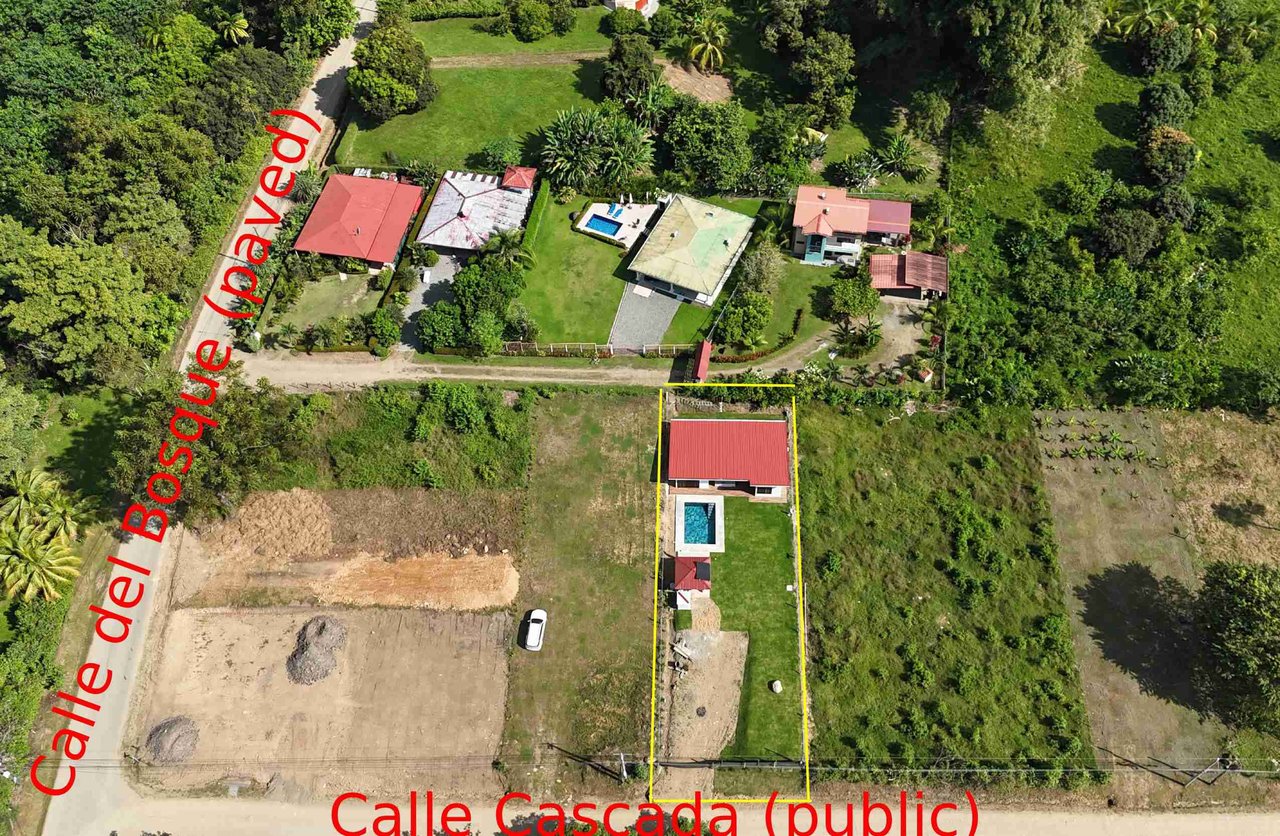 Brand-New Easy-Access 2-Bedroom Home with Big Pool & Peaceful Terraza on Calle Cascada in Ojochal Costa Rica