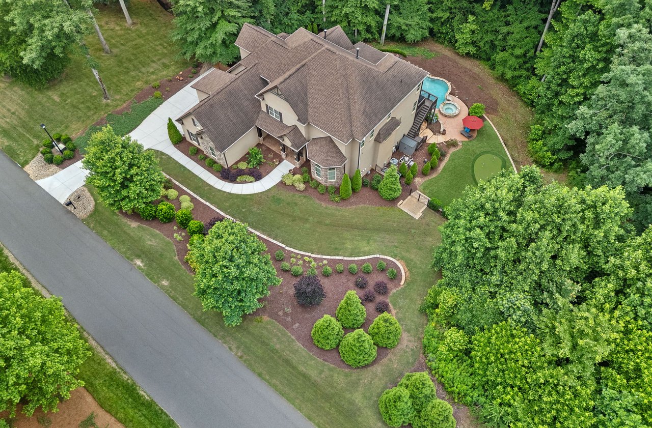 117 Walking Horse Trail